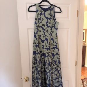 Banana republic silky printed gown